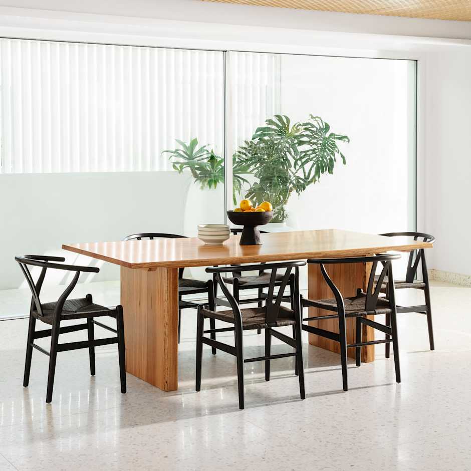 Black wishbone dining chair clearance