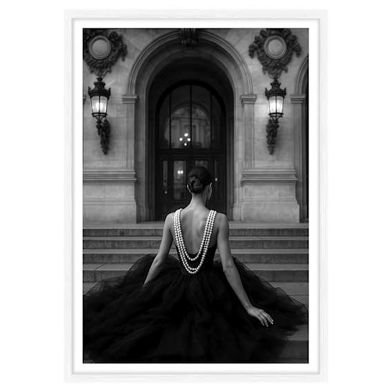 Avenue View Framed Print in 103 x 143cm