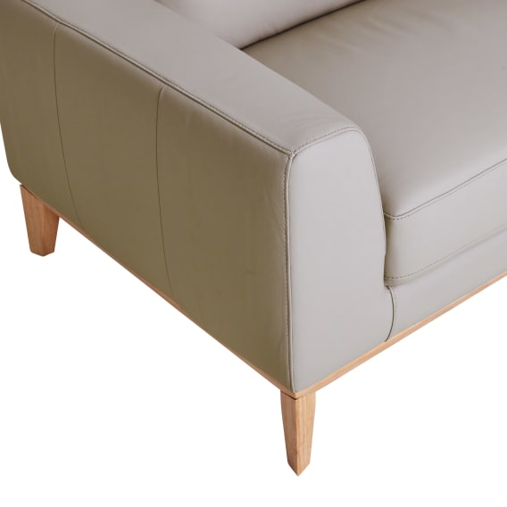 2 Seater Material and Finishes