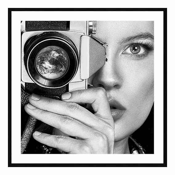 Elle Framed Print in 118 x 118cm