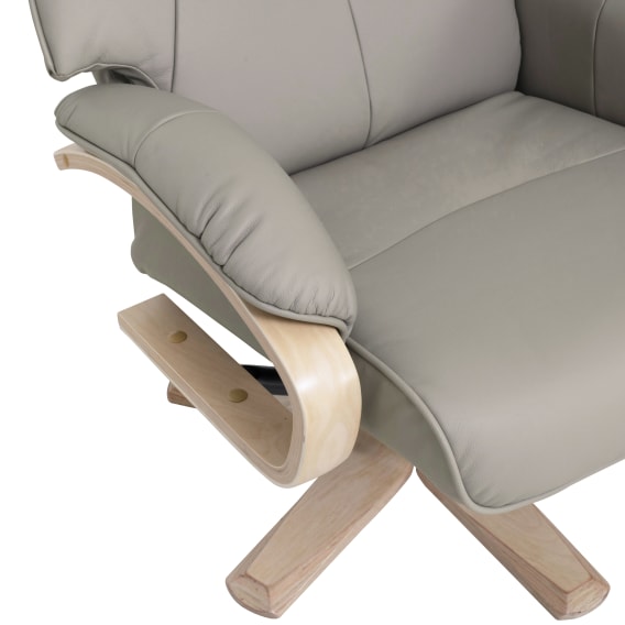 Manual Recliner + Ottoman Material and Finishes