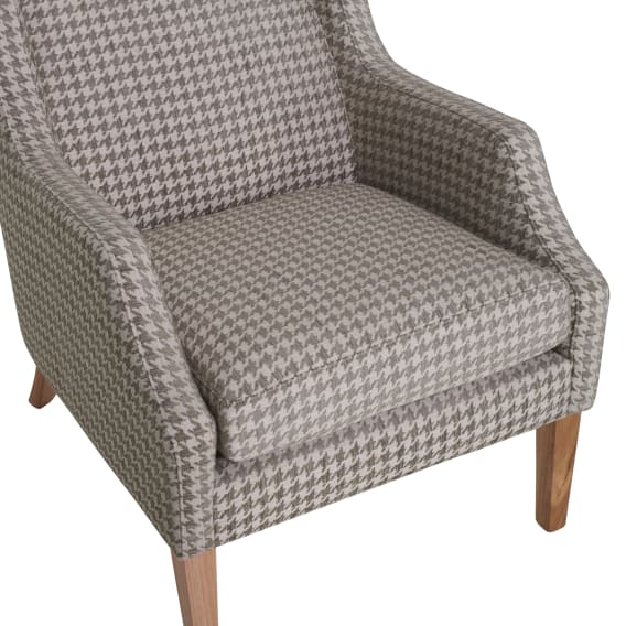 Armchair Material and Finishes