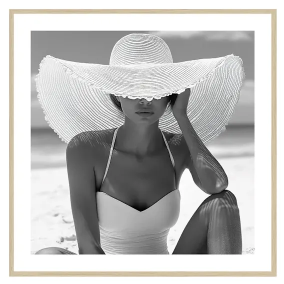Aria Framed Print in 103 x 103cm